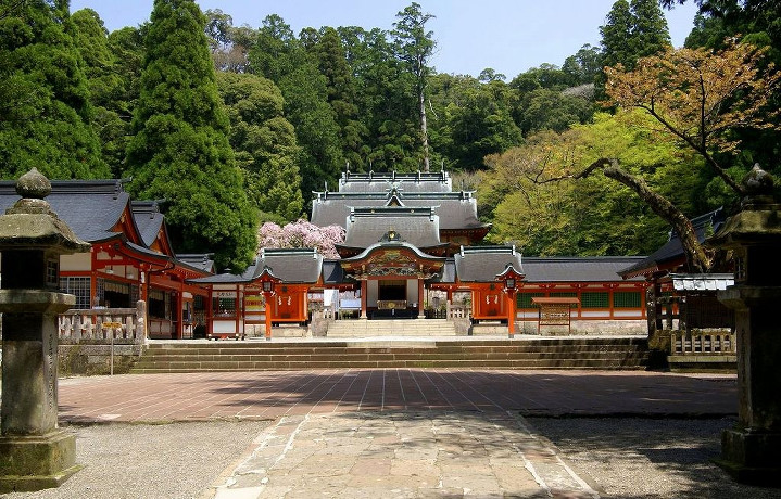 日本初のハネムーンの地「霧島神宮」