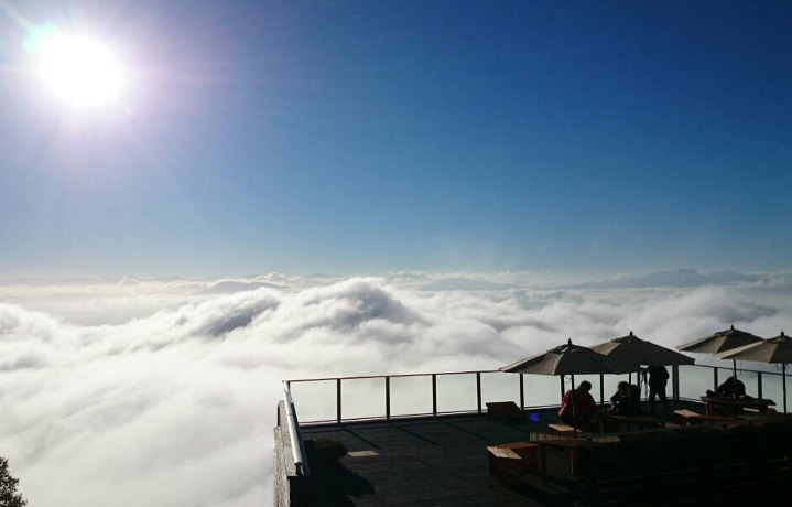 標高１，７７０ｍ！雲海の絶景が見える「ソラ テラス」