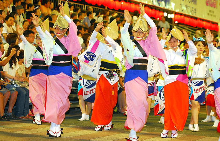 ４００年間受け継がれてきた阿波の伝統「阿波踊り」